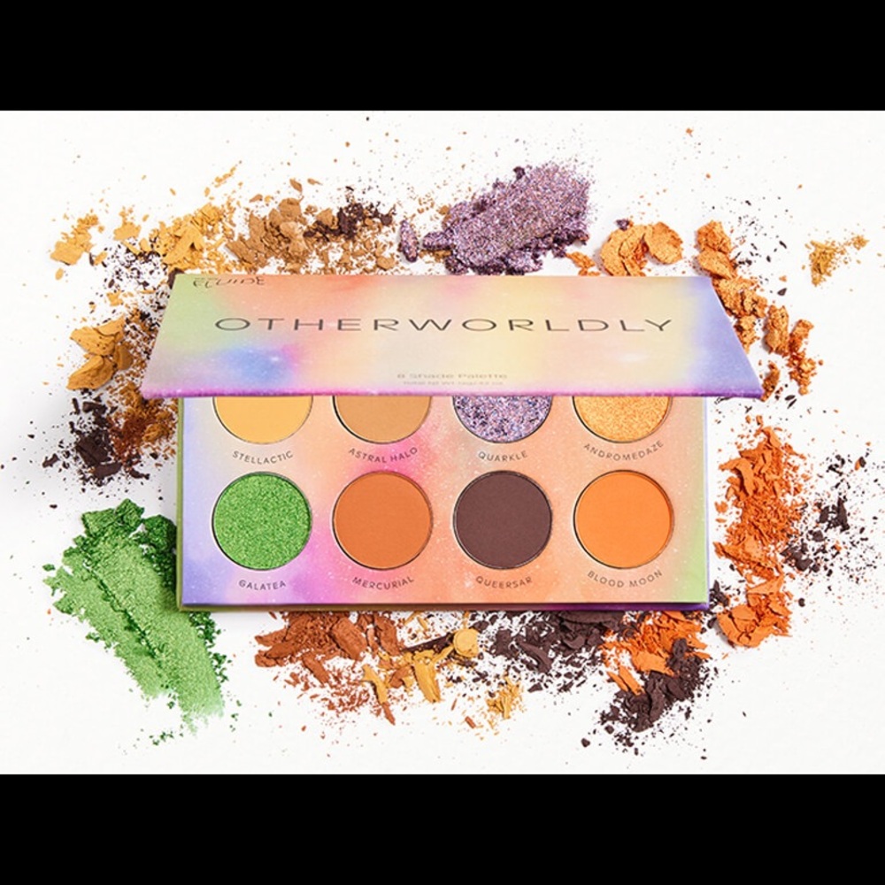 We Are Fluide eyeshadow palette